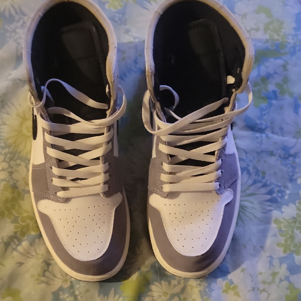 Nike Women's Sneakers - White and Gray